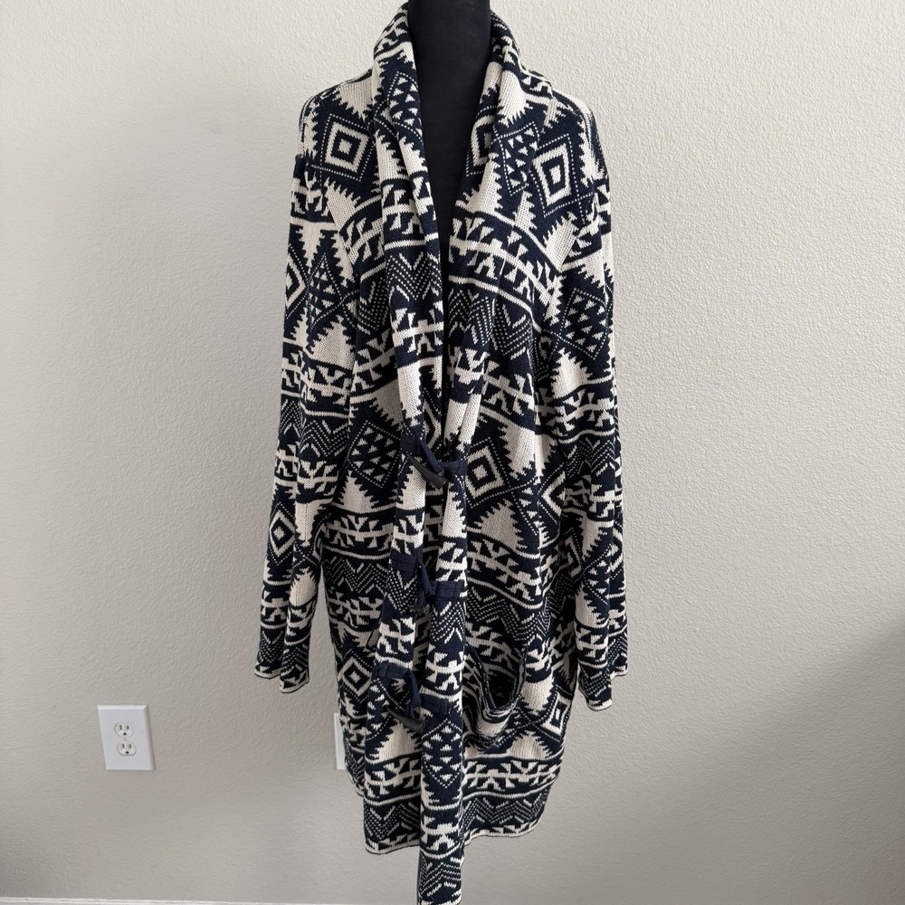 Chaps Womens 3X Southwestern Cardigan Navy Cream Aztec Geometric Toggle Closure